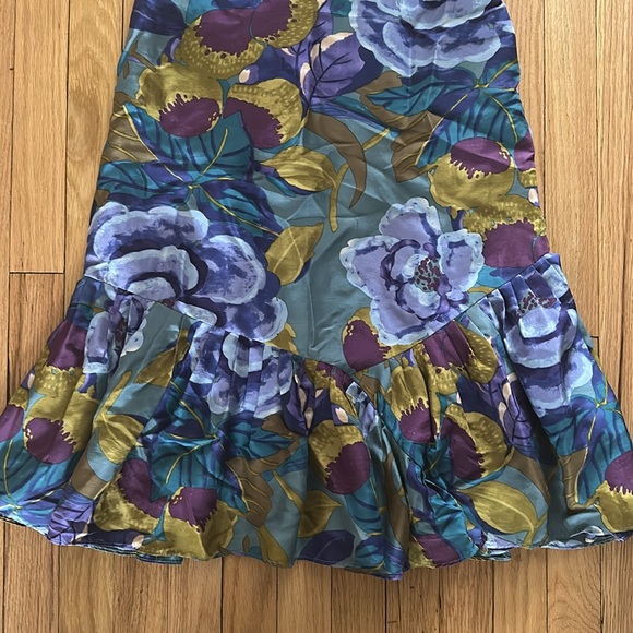 Dress - Picture 3 of 4